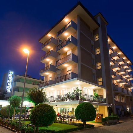 Hotel Du Lac Rimini Exteriör bild
