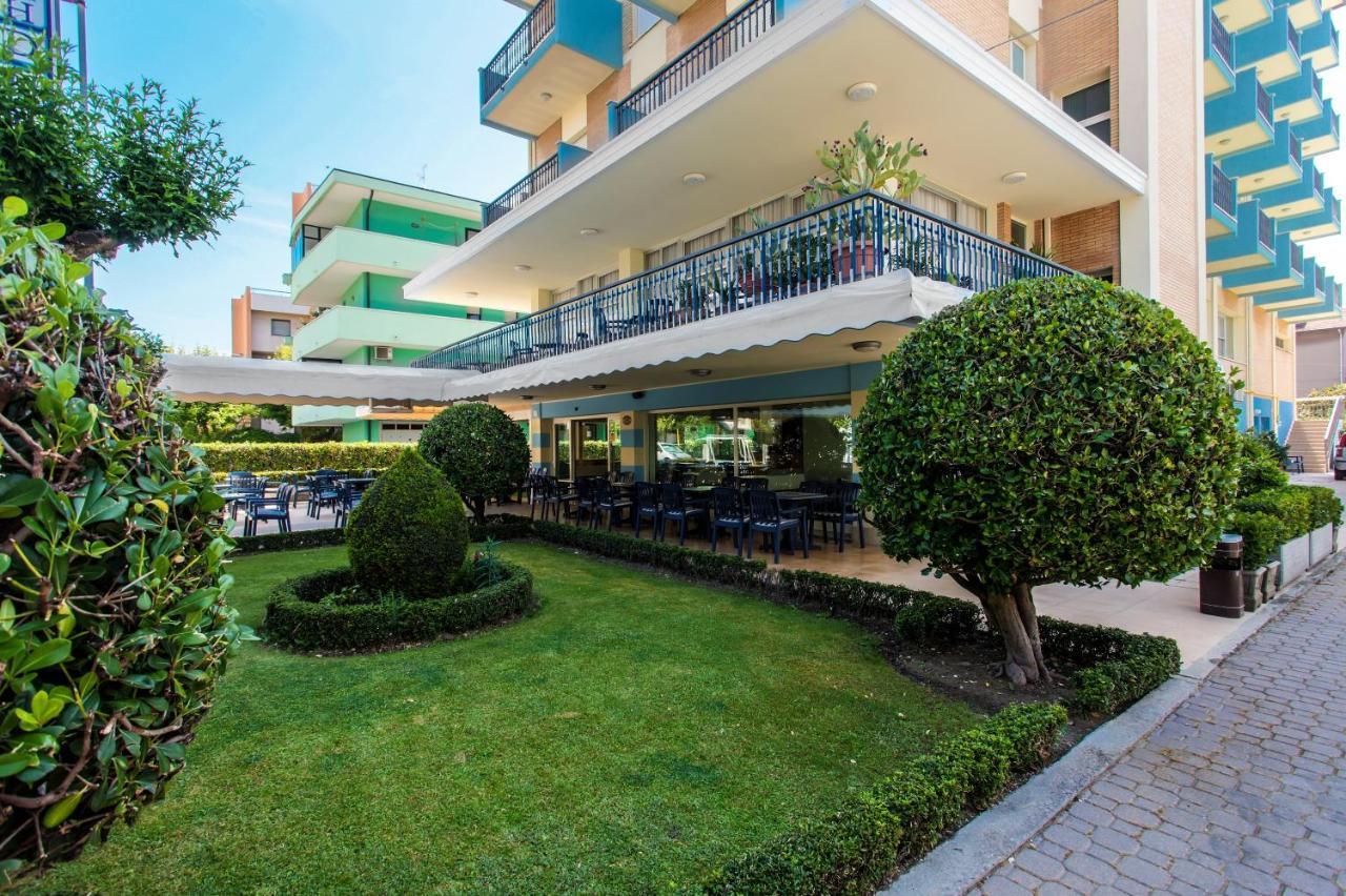 Hotel Du Lac Rimini Exteriör bild